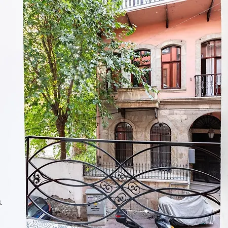 Red Balat - Orange And Blue Apartamento *