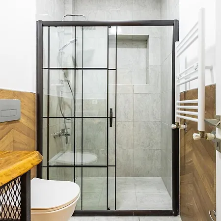 Red Balat - Orange And Blue Istambul