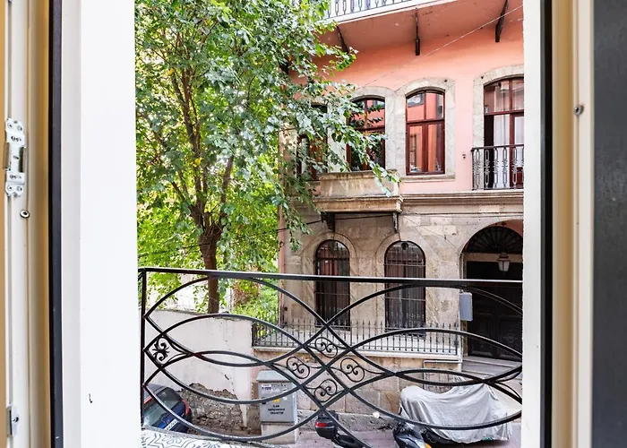 Red Balat - Orange And Blue Apartmán *