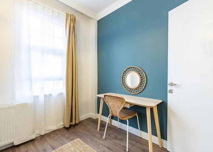 Apartmán Red Balat - Orange And Blue *