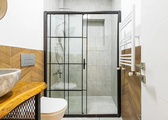 Red Balat - Orange And Blue Istanbulská provincie