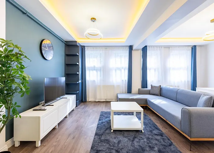 Red Balat - Orange And Blue * Istanbulská provincie