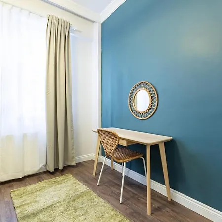 Red Balat - Orange And Blue Daire