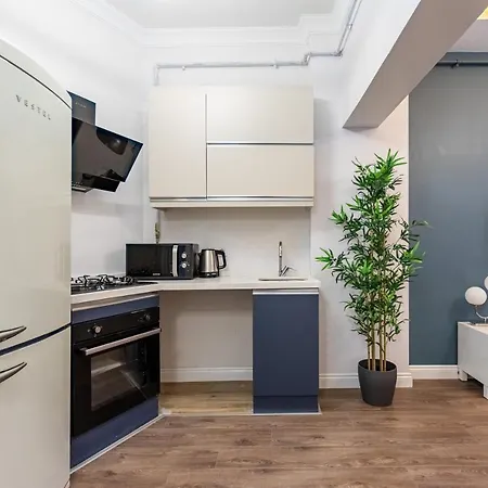 Daire Red Balat - Orange And Blue İstanbul